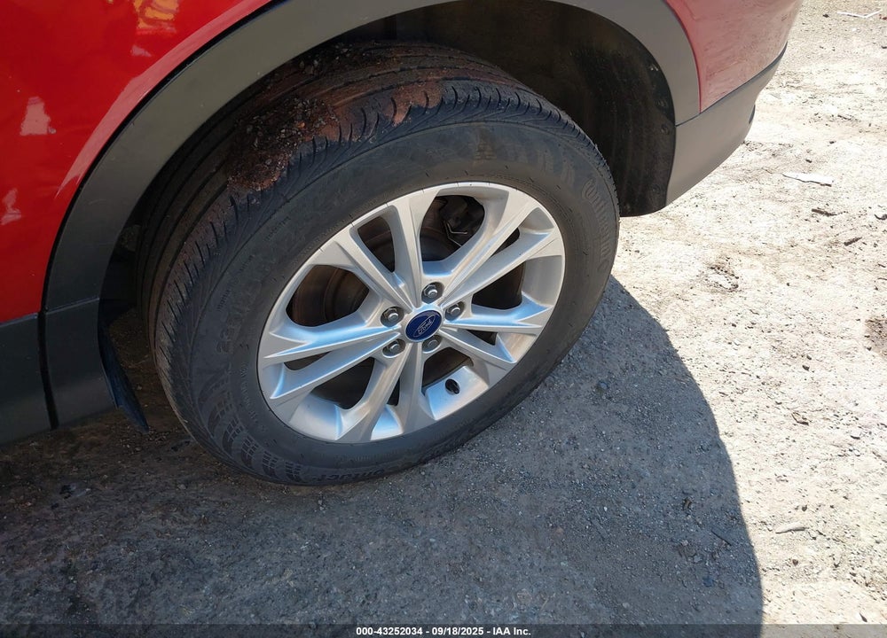 2017 FORD ESCAPE SE VIN: 1FMCU9GD7HUE42708