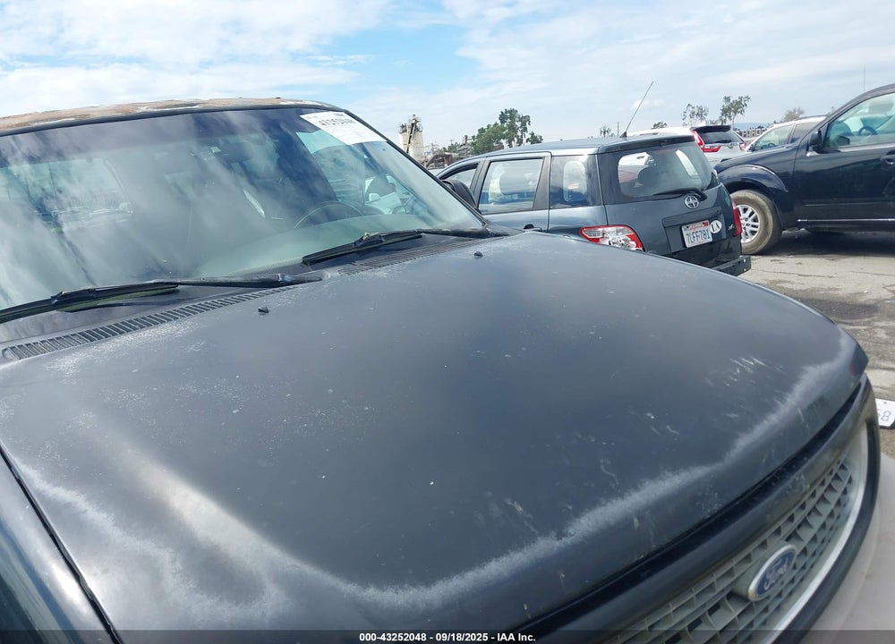 1998 FORD EXPEDITION EDDIE BAUER/XLT VIN: 1FMRU17L8WLB64424
