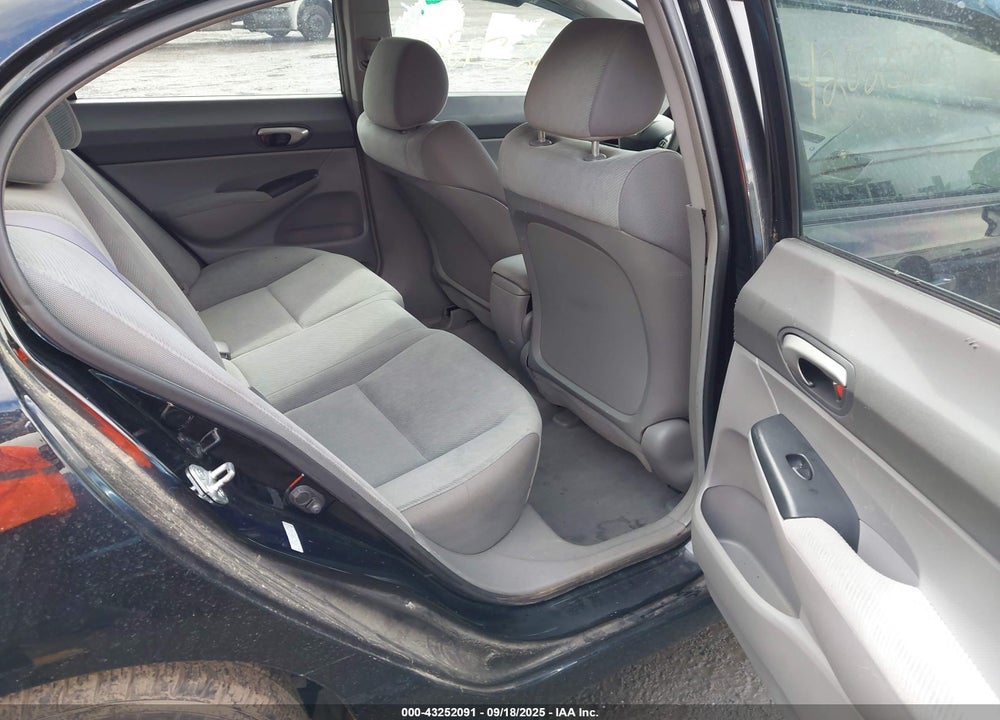 2011 HONDA CIVIC VIN: 2HGFA1F50BH302128