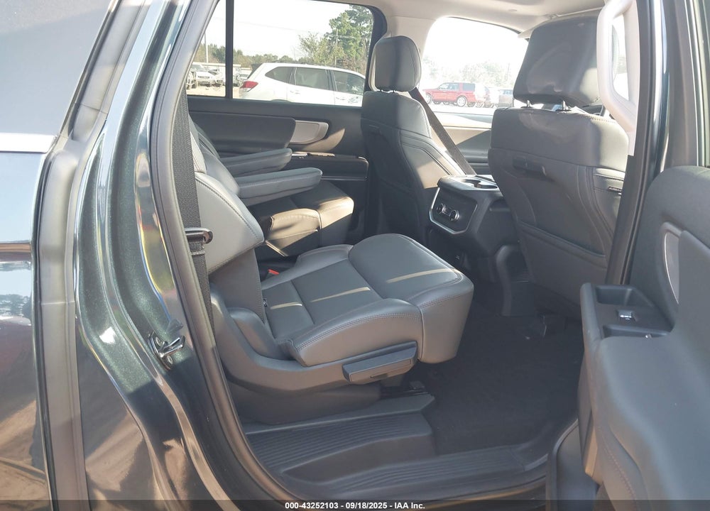 2025 FORD EXPEDITION ACTIVE MAX VIN: 1FMJK1H87SEA38907