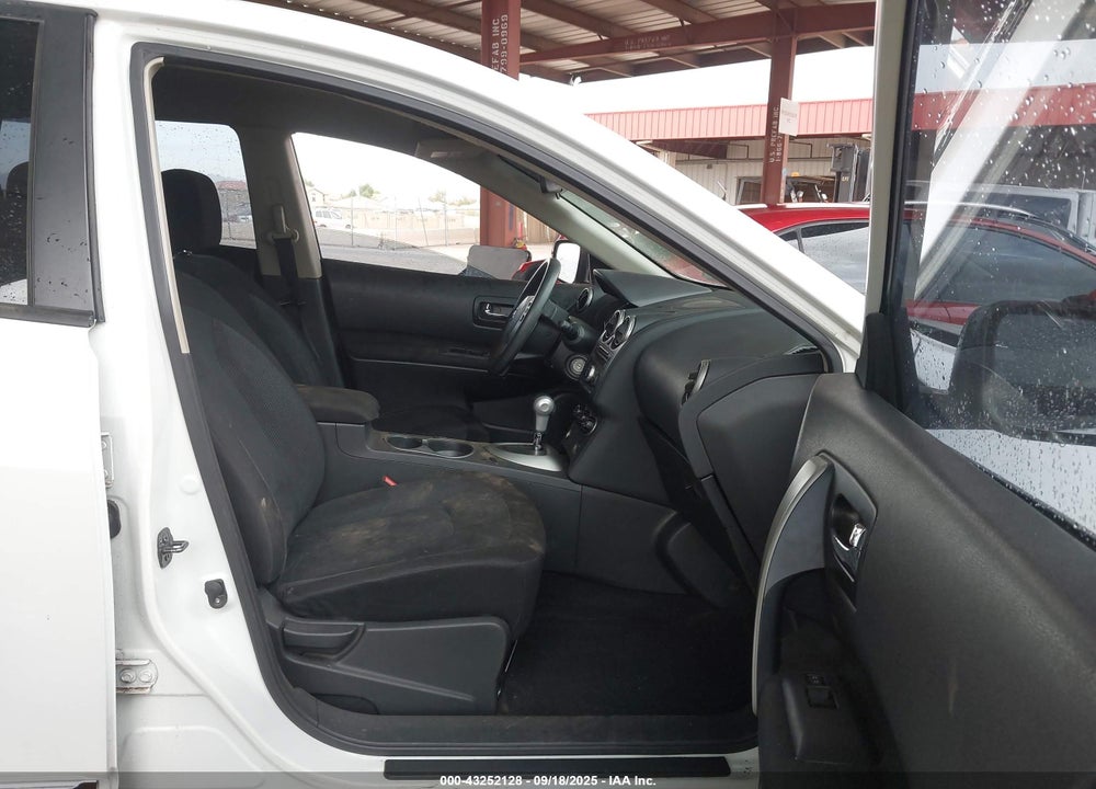 2013 NISSAN ROGUE VIN: JN8AS5MT9DW042528