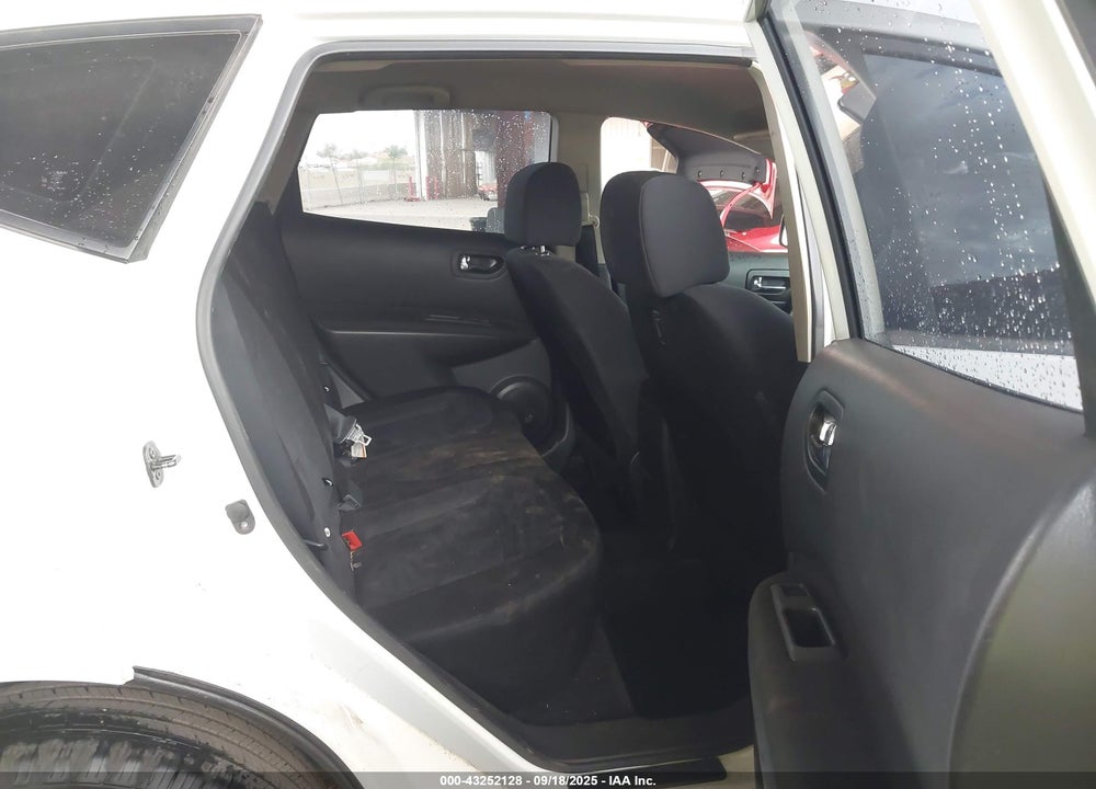 2013 NISSAN ROGUE VIN: JN8AS5MT9DW042528