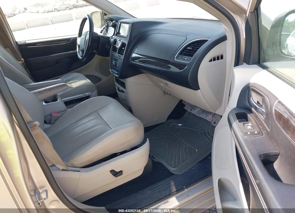 2012 CHRYSLER TOWN & COUNTRY TOURING-L VIN: 2C4RC1CG2CR362452