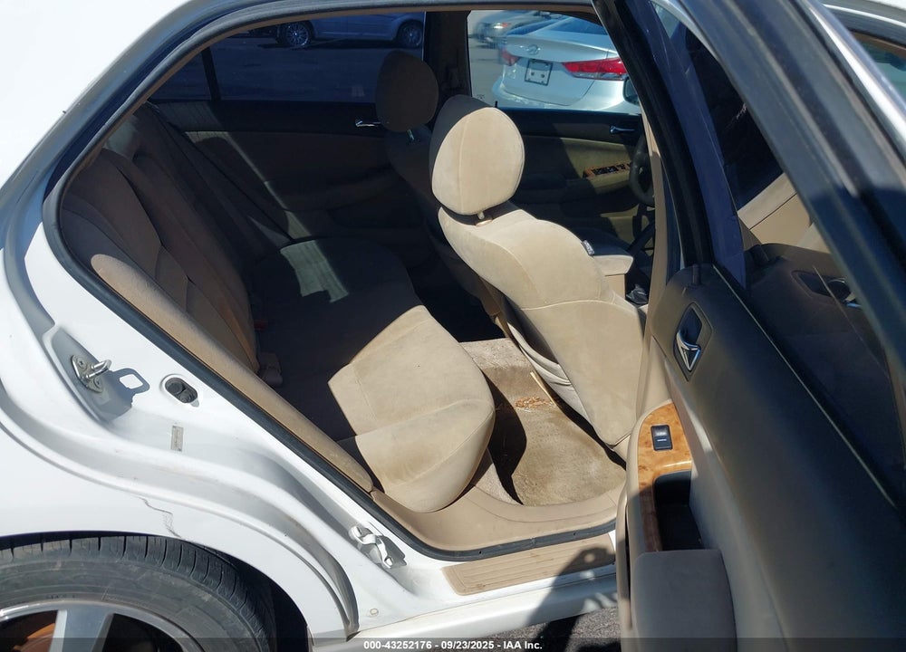 2004 HONDA ACCORD 2.4 EX VIN: 1HGCM56744A165912