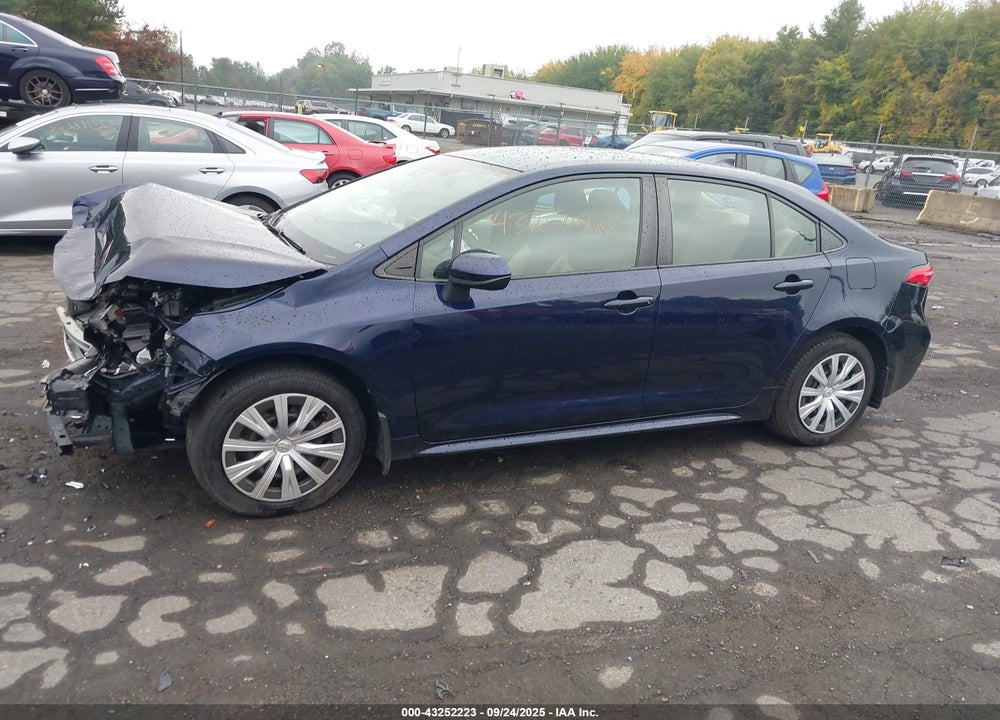 2021 TOYOTA COROLLA LE VIN: JTDEPMAE2MJ147911
