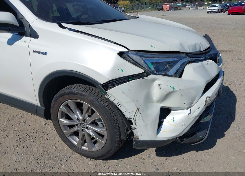 2017 TOYOTA RAV4 HYBRID LIMITED VIN: JTMDJREV0HD068617