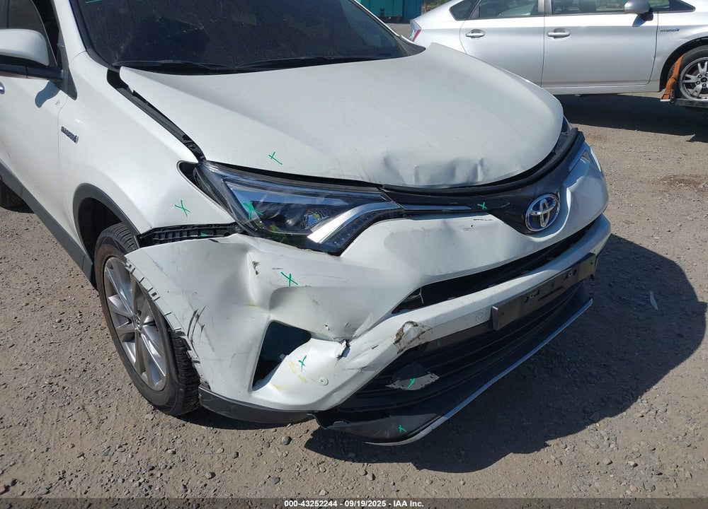 2017 TOYOTA RAV4 HYBRID LIMITED VIN: JTMDJREV0HD068617