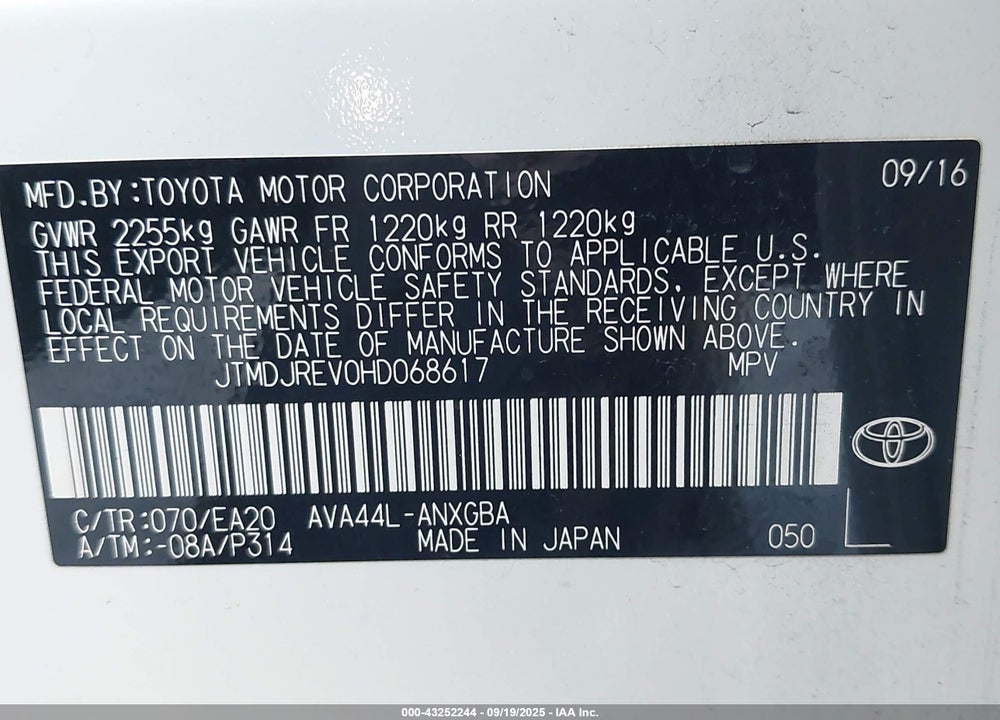 2017 TOYOTA RAV4 HYBRID LIMITED VIN: JTMDJREV0HD068617