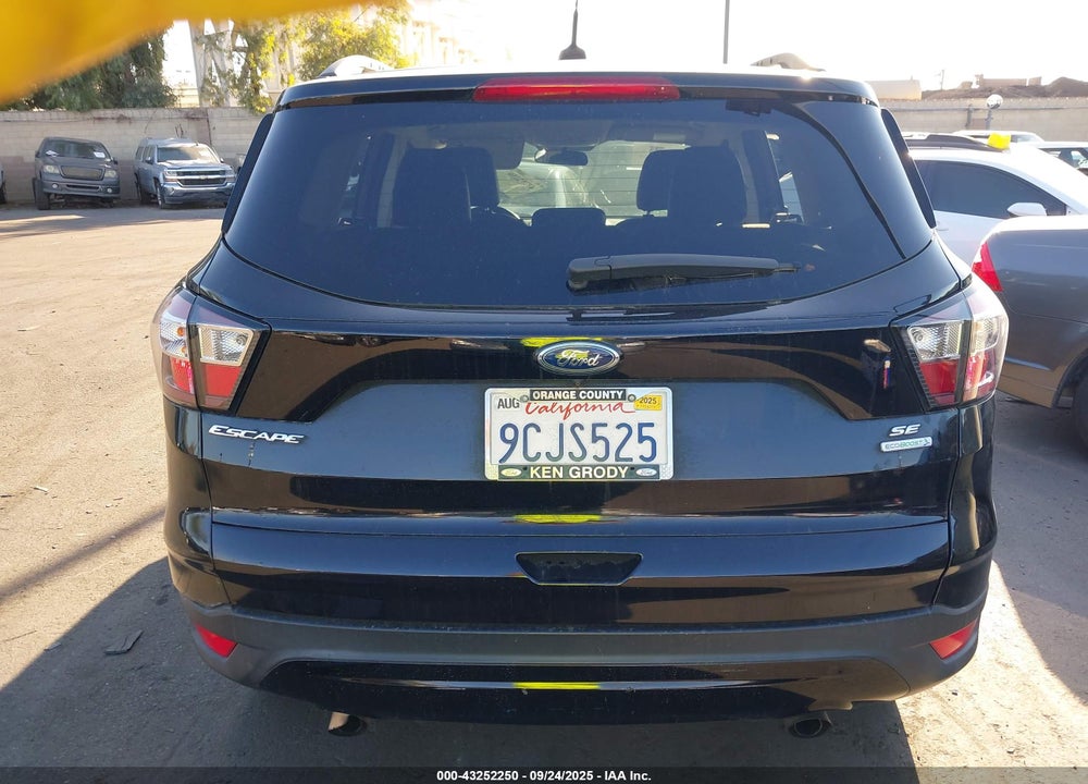 2017 FORD ESCAPE VIN: 1FMCU0GD1HUE48158