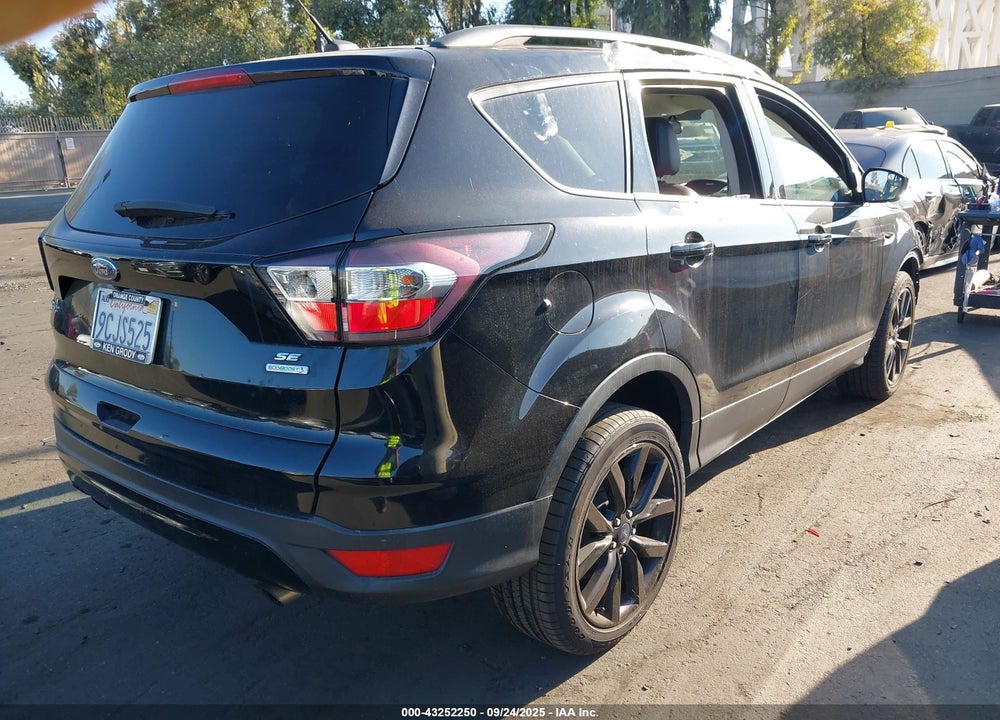 2017 FORD ESCAPE VIN: 1FMCU0GD1HUE48158