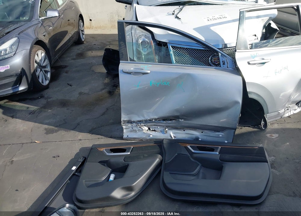 2018 HONDA CR-V EX VIN: 7FARW1H50JE031820