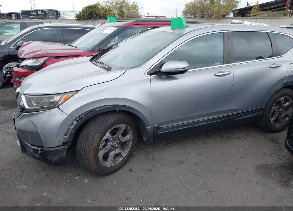2018 HONDA CR-V EX VIN: 7FARW1H50JE031820