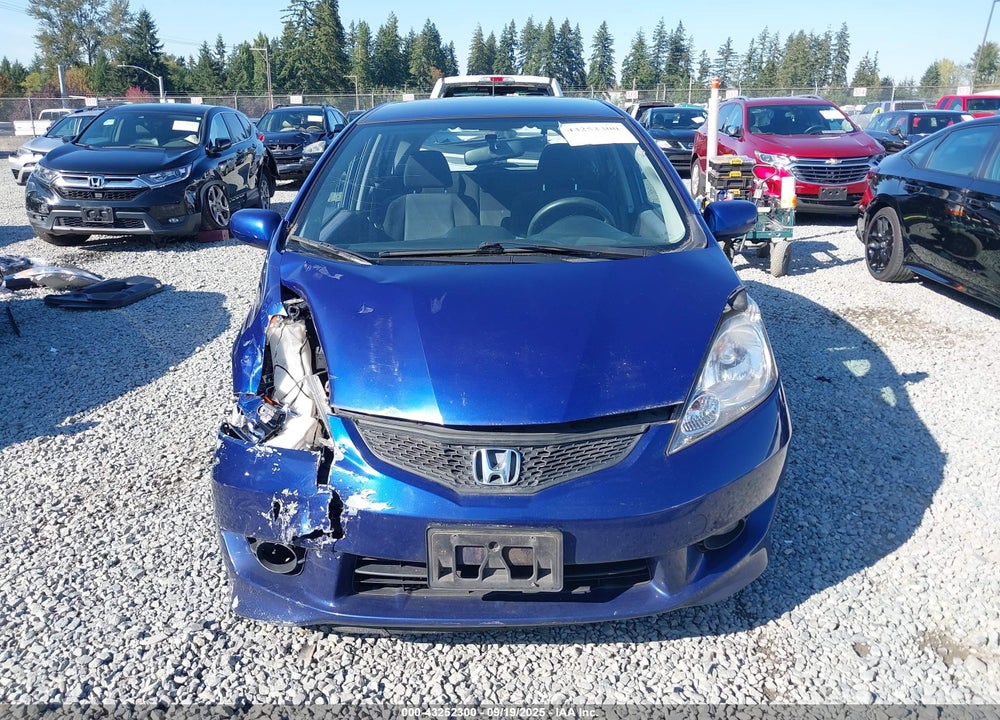 2009 HONDA FIT VIN: JHMGE88479S016685