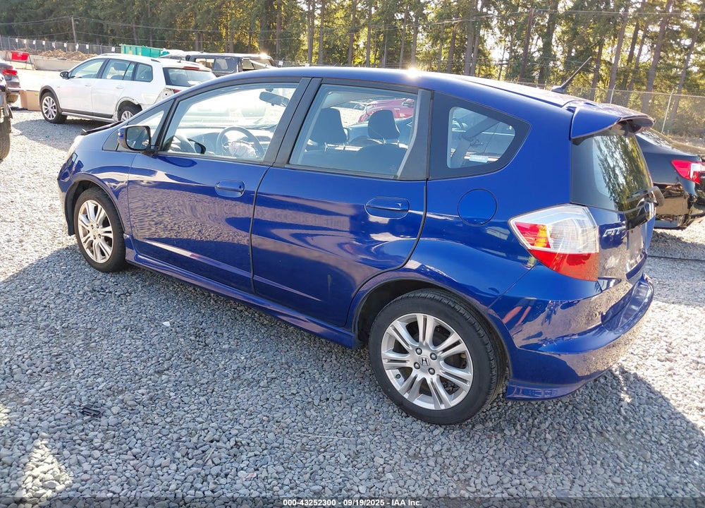 2009 HONDA FIT VIN: JHMGE88479S016685