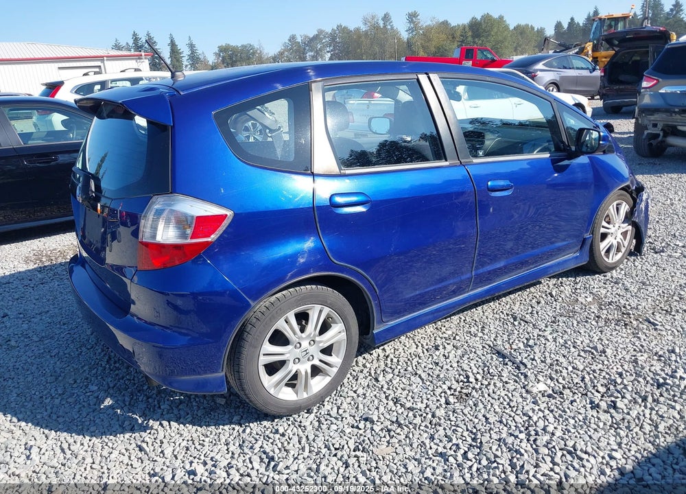 2009 HONDA FIT VIN: JHMGE88479S016685