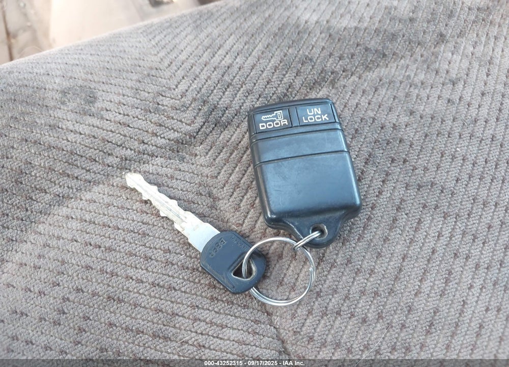 1995 CHEVROLET GMT-400 K2500 VIN: 1GCGK29N5SE161890