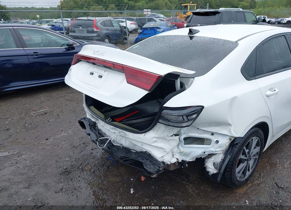 2022 KIA FORTE LXS VIN: 3KPF24AD6NE423970