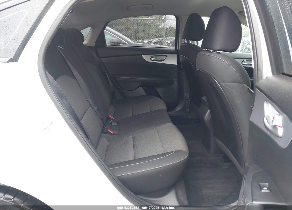 2022 KIA FORTE LXS VIN: 3KPF24AD6NE423970