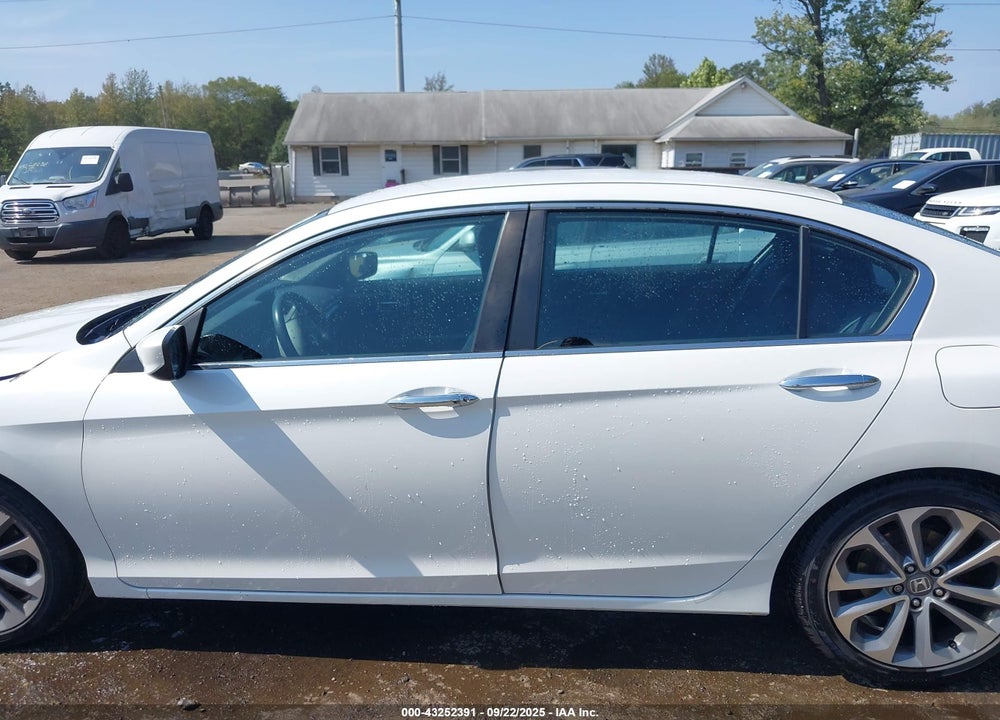 2014 HONDA ACCORD VIN: 1HGCR2F56EA027689