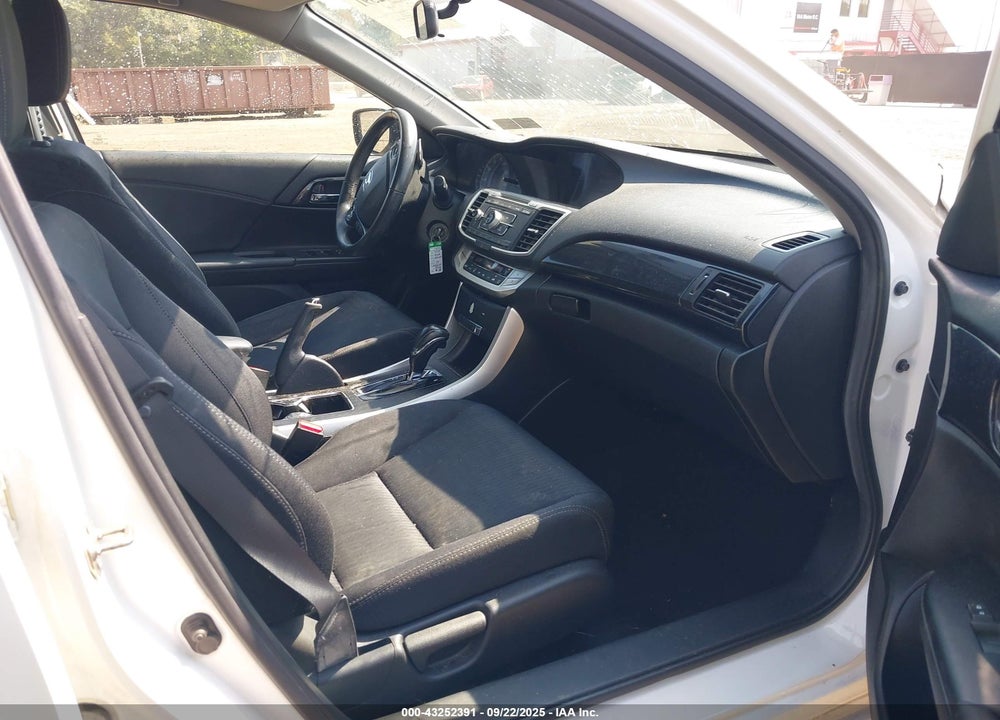 2014 HONDA ACCORD VIN: 1HGCR2F56EA027689