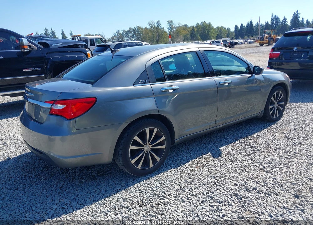 2011 CHRYSLER 200 VIN: 1C3BC8FG5BN577541