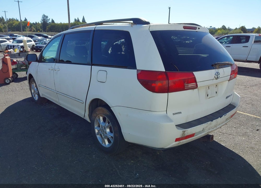 2005 TOYOTA SIENNA LE VIN: 5TDBA23C95S031372
