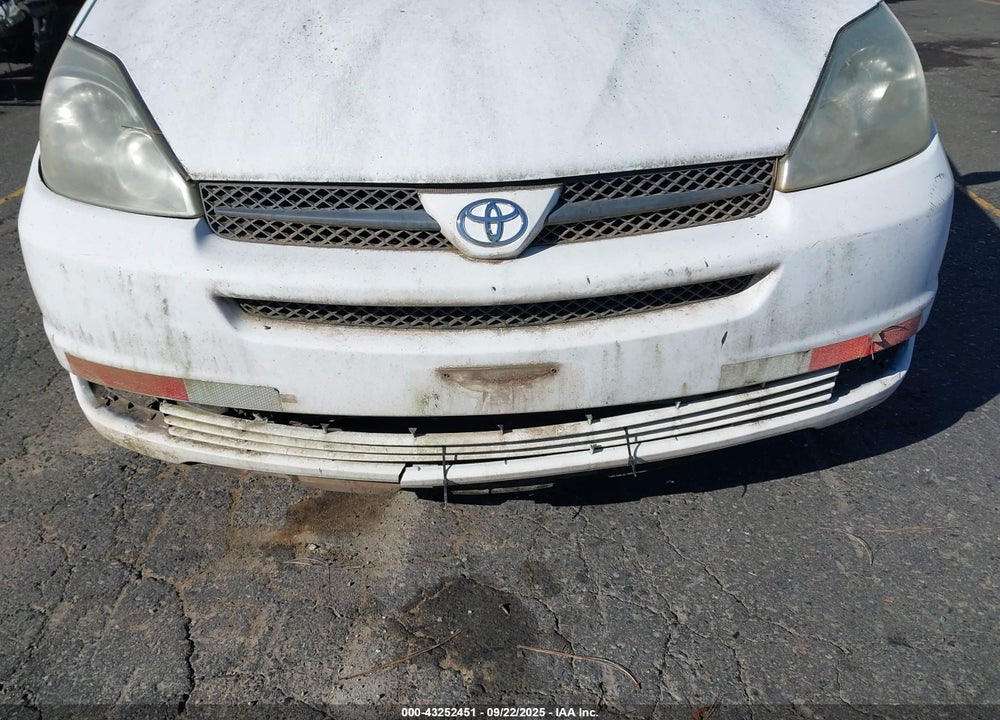 2005 TOYOTA SIENNA LE VIN: 5TDBA23C95S031372