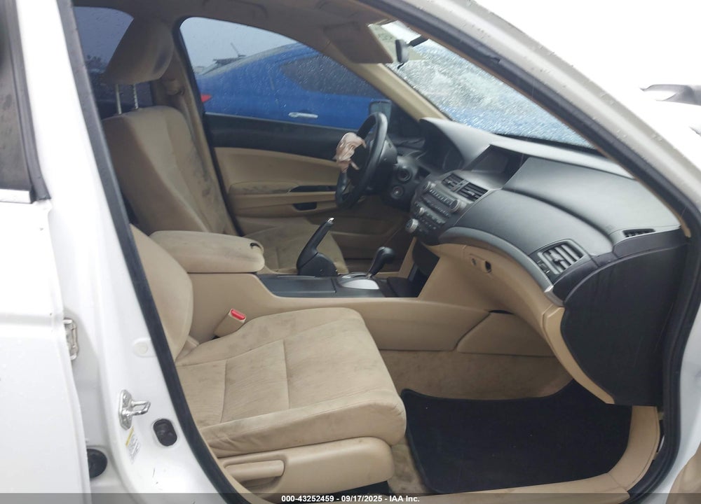 2012 HONDA ACCORD VIN: 1HGCP2F40CA234413
