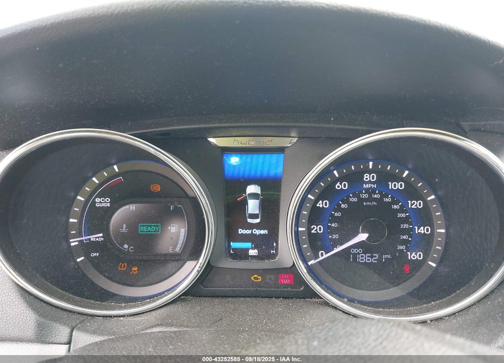 2012 HYUNDAI SONATA HYBRID VIN: KMHEC4A46CA062163