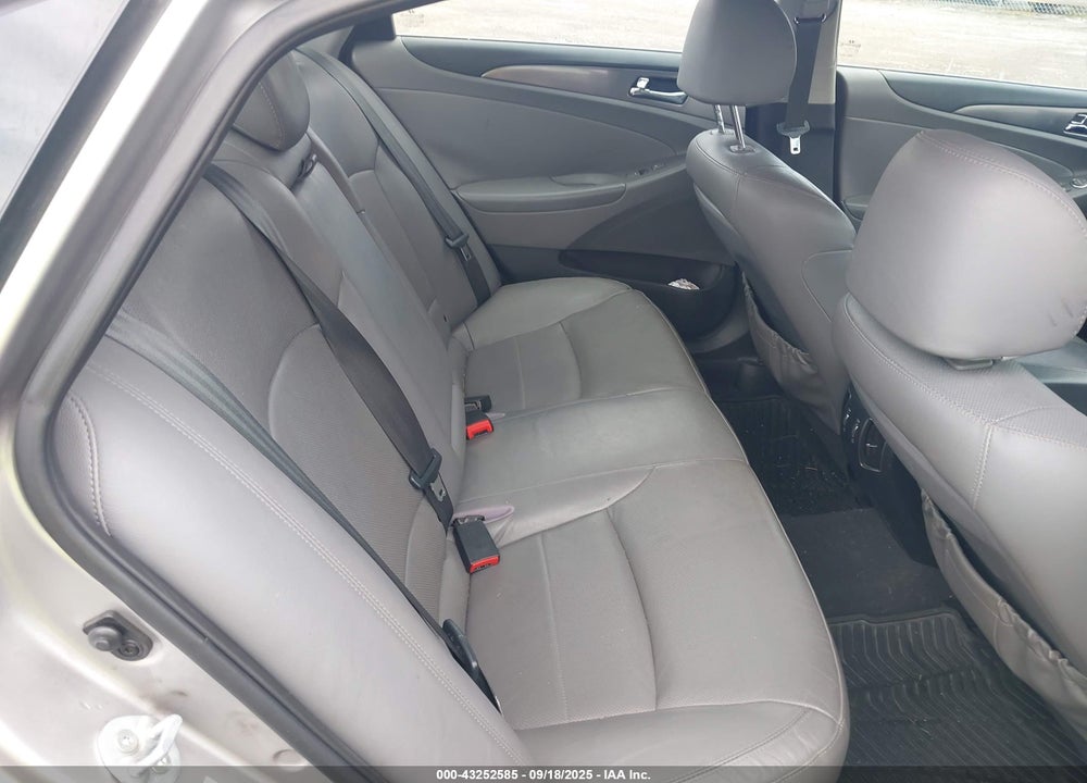 2012 HYUNDAI SONATA HYBRID VIN: KMHEC4A46CA062163