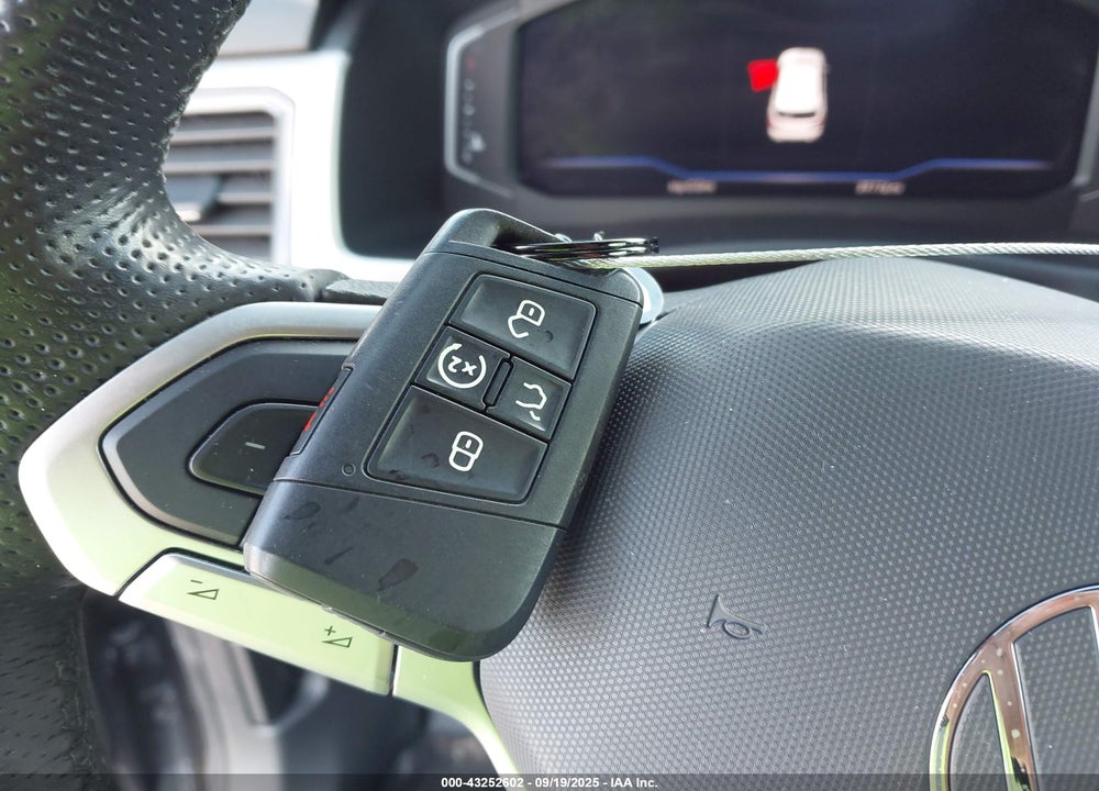2020 VOLKSWAGEN ATLAS CROSS SPORT 3.6L V6 SEL PREMIUM R-LINE VIN: 1V2TE2CA2LC231014