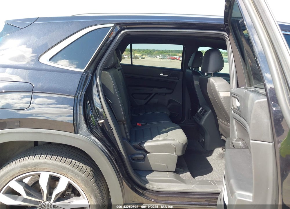 2020 VOLKSWAGEN ATLAS CROSS SPORT 3.6L V6 SEL PREMIUM R-LINE VIN: 1V2TE2CA2LC231014