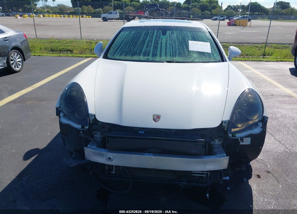 2011 PORSCHE PANAMERA VIN: WP0AB2A74BL061682