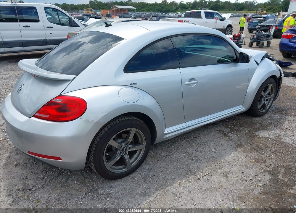 2012 VOLKSWAGEN BEETLE VIN: 3VWJP7AT0CM601151