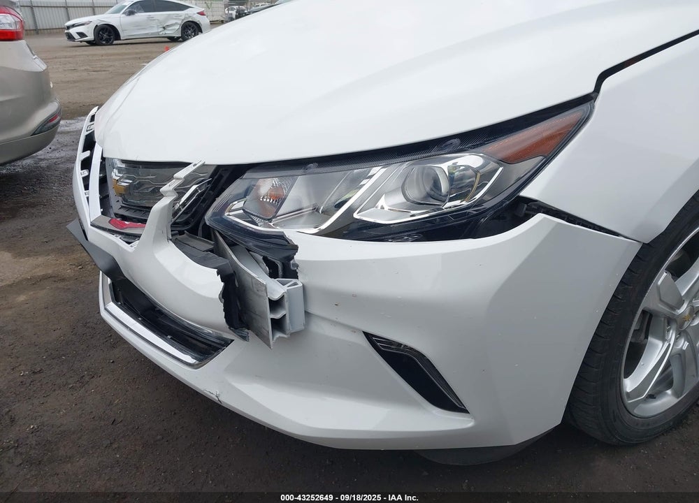 2017 CHEVROLET VOLT VIN: 1G1RC6S50HU208922
