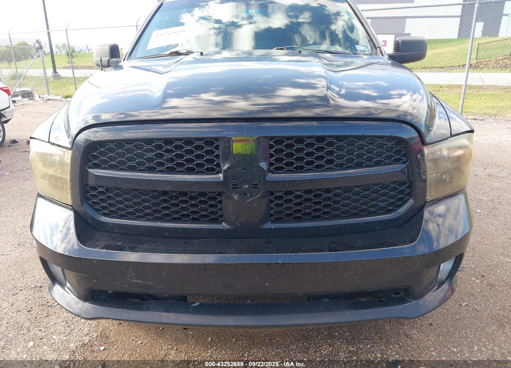 2013 RAM 1500 VIN: 1C6RR6KT6DS519417
