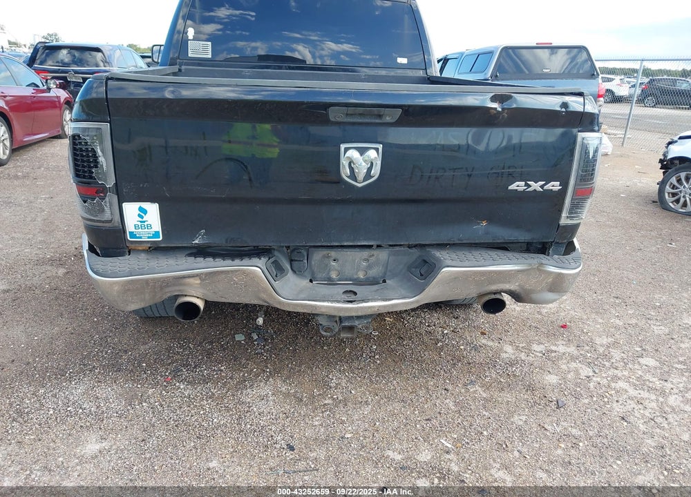 2013 RAM 1500 VIN: 1C6RR6KT6DS519417