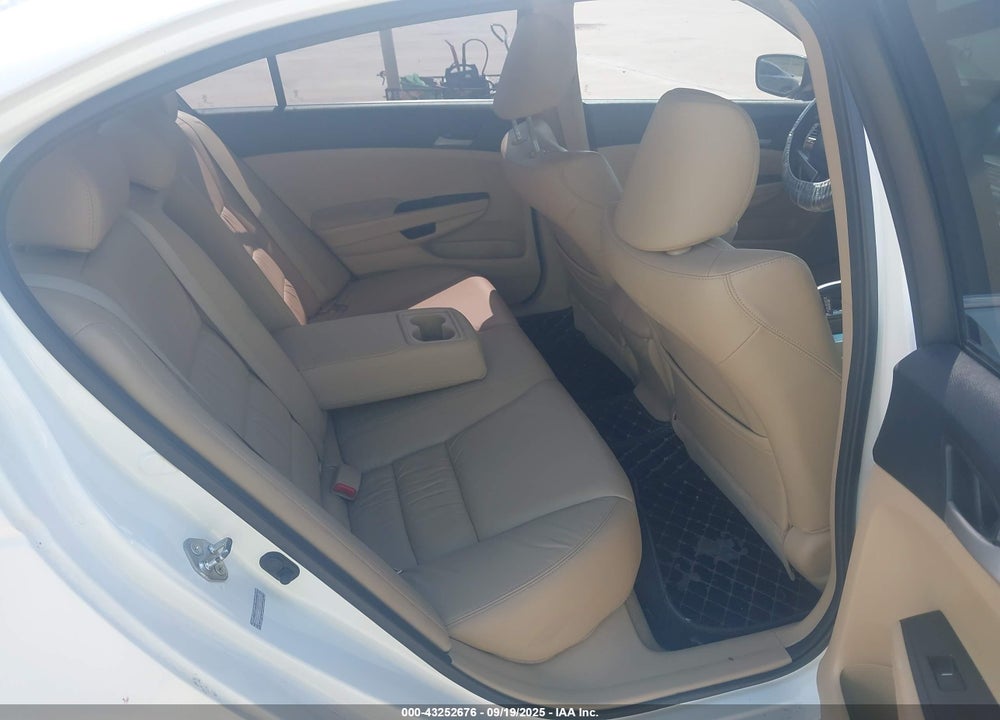 2012 HONDA ACCORD 2.4 SE VIN: 1HGCP2F68CA051522