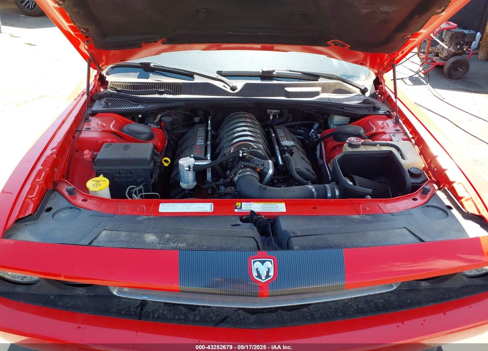 2009 DODGE CHALLENGER VIN: 2B3LJ74W59H588019