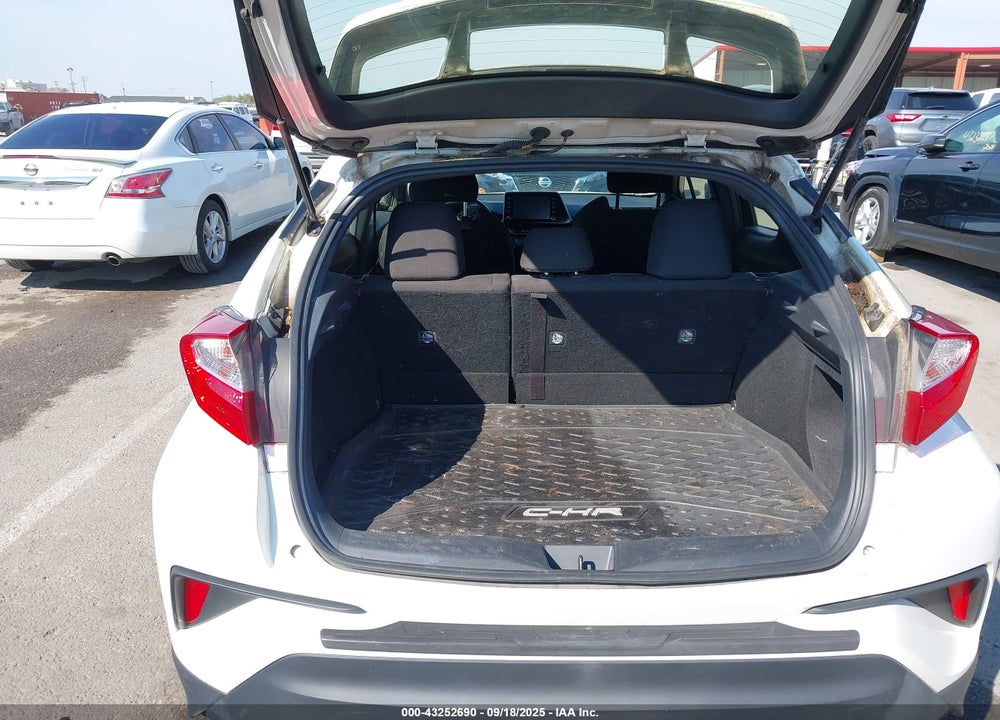 2019 TOYOTA C-HR VIN: JTNKHMBXXK1035804