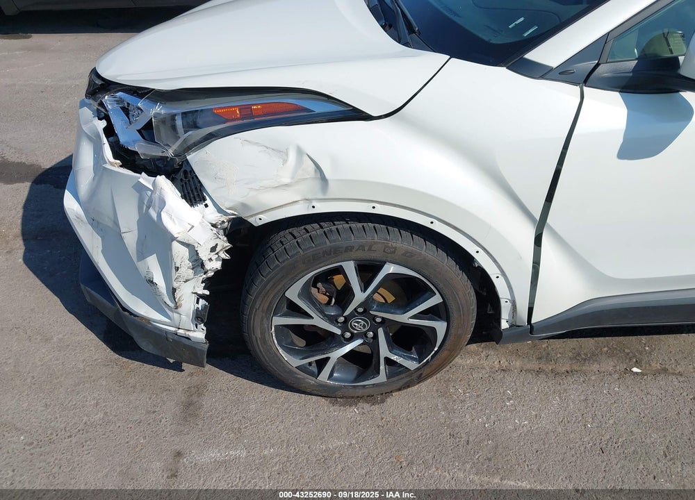 2019 TOYOTA C-HR VIN: JTNKHMBXXK1035804