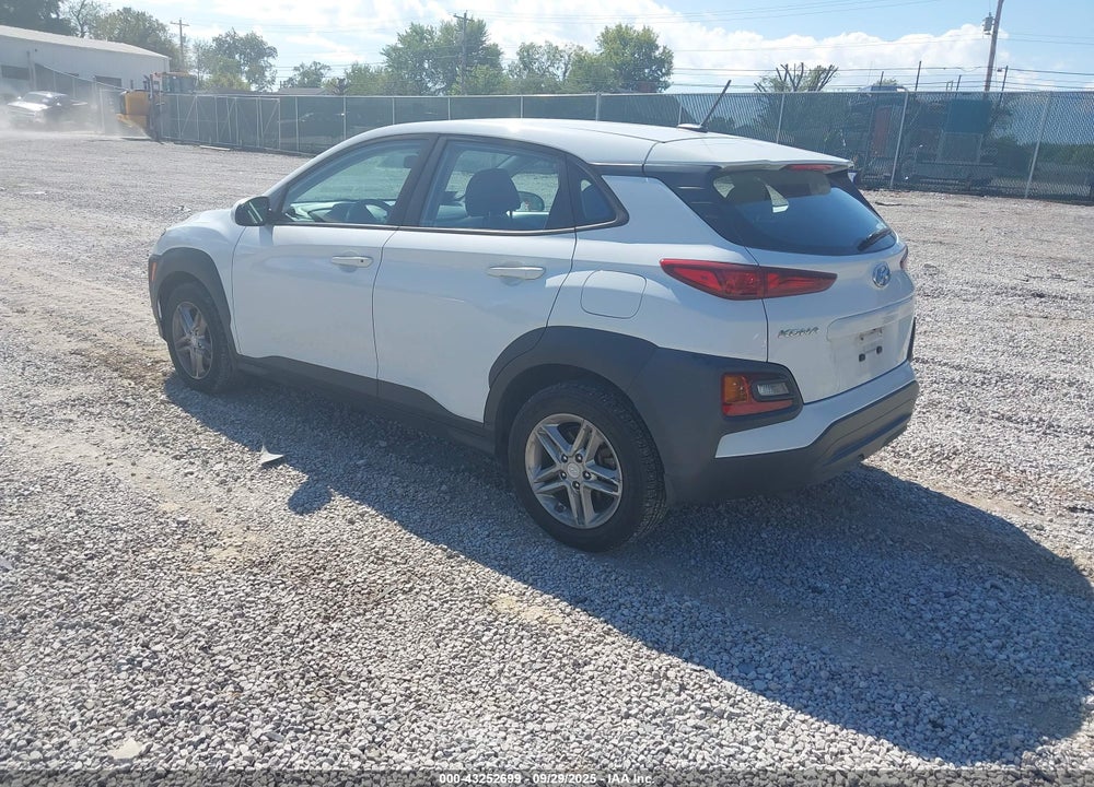 2018 HYUNDAI KONA SE VIN: KM8K1CAA2JU093902
