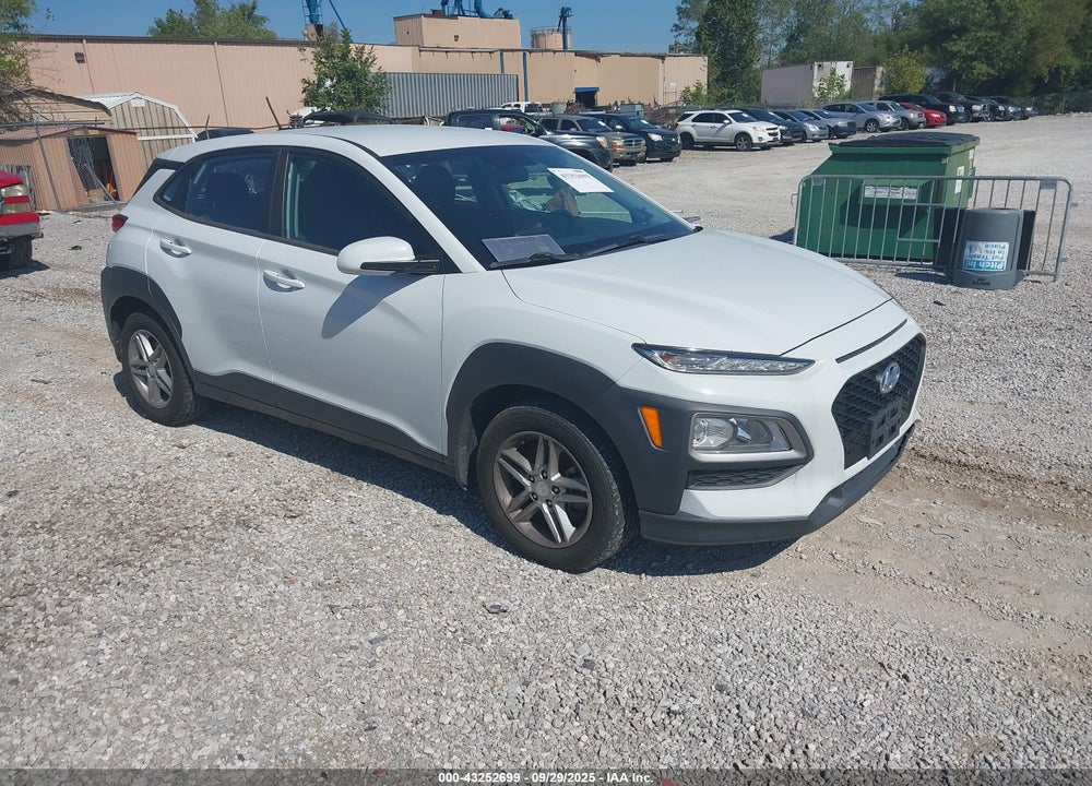 2018 HYUNDAI KONA SE VIN: KM8K1CAA2JU093902