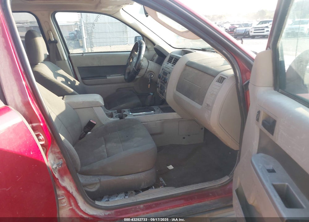 2010 FORD ESCAPE VIN: 1FMCU0D77AKA69598