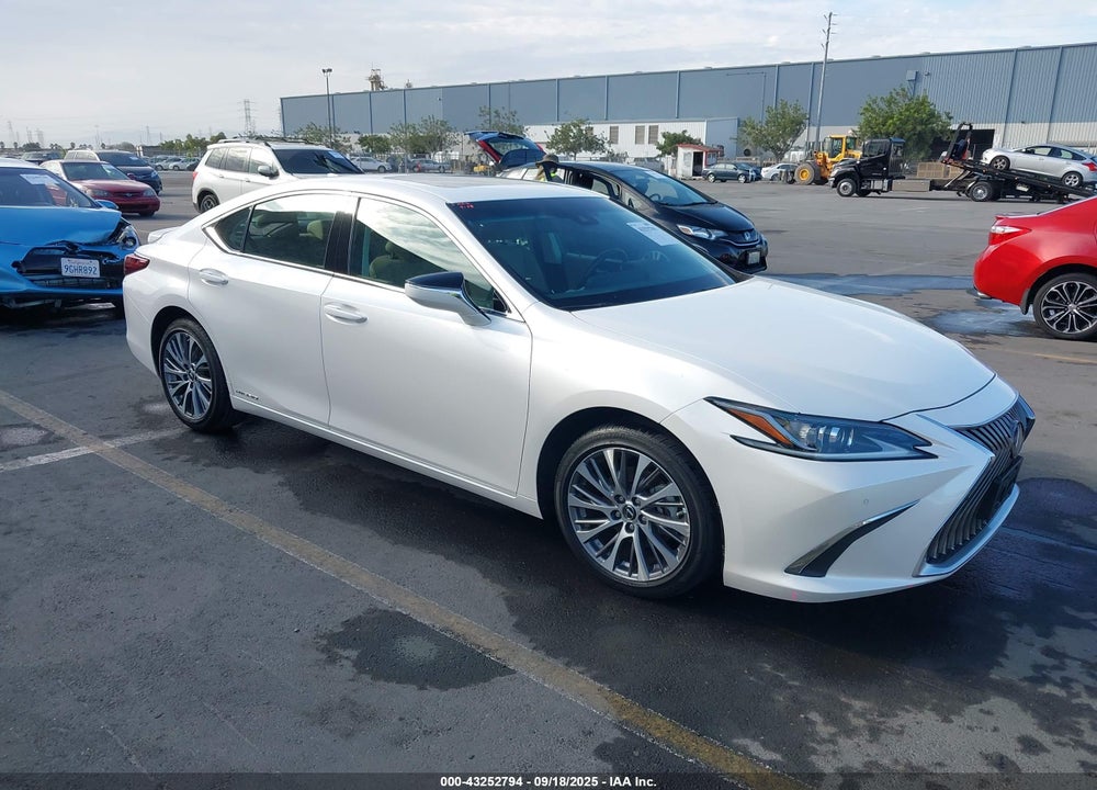 2020 LEXUS ES 300H VIN: 58AD21B18LU007805