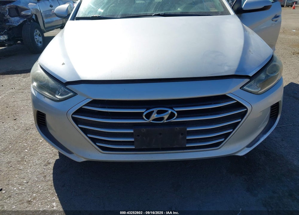 2017 HYUNDAI ELANTRA SE VIN: 5NPD74LF6HH164632