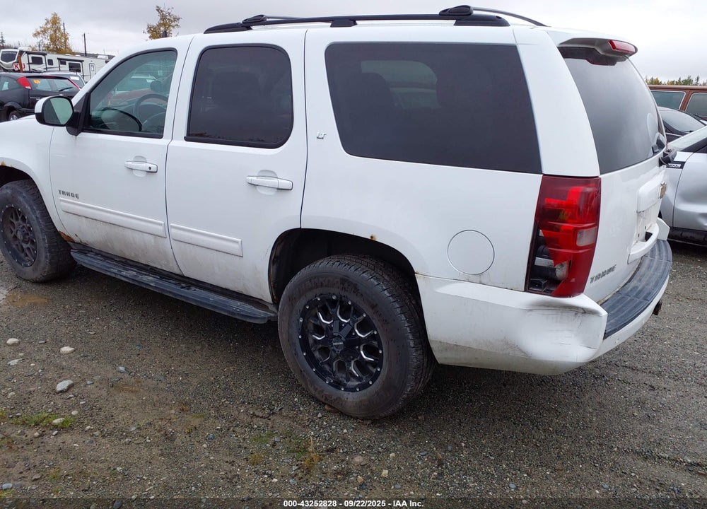 2011 CHEVROLET TAHOE VIN: 1GNSKBE08BR212318