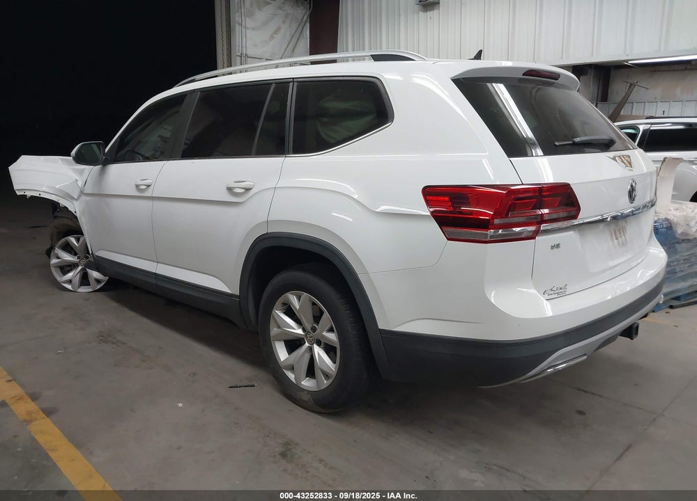 2019 VOLKSWAGEN ATLAS VIN: 1V2DR2CA6KC518296