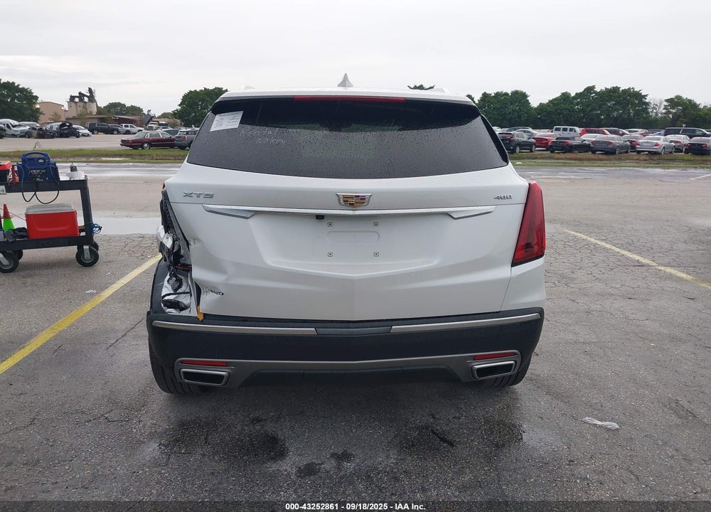 2025 CADILLAC XT5 VIN: 1GYKNDRS9SZ136920