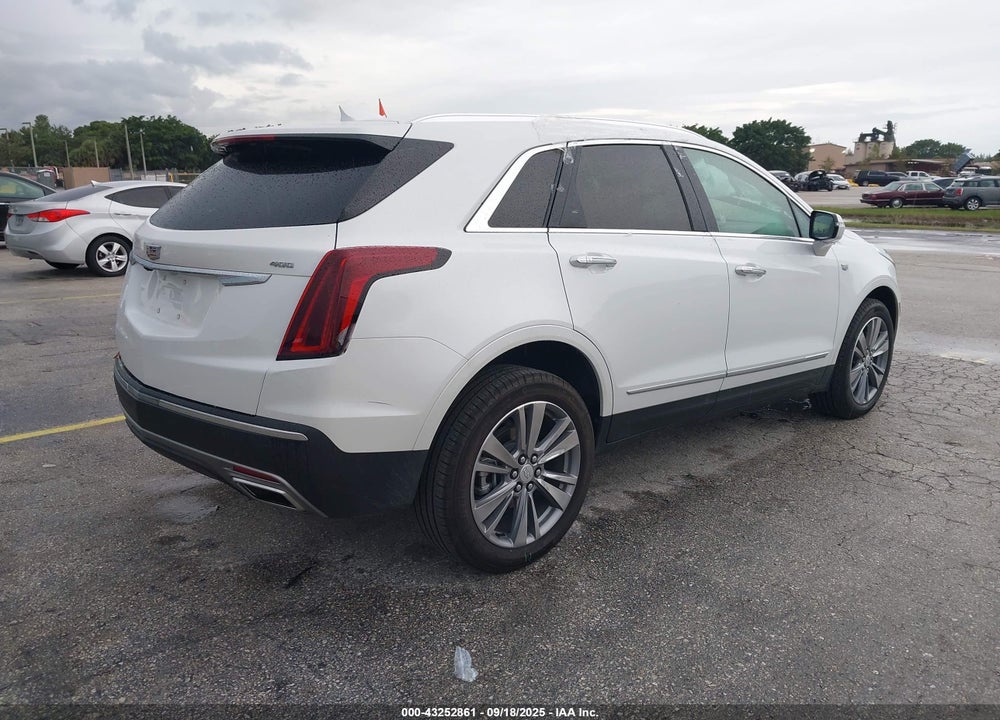 2025 CADILLAC XT5 VIN: 1GYKNDRS9SZ136920
